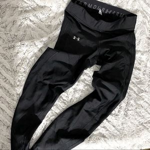 Black under armour leggings